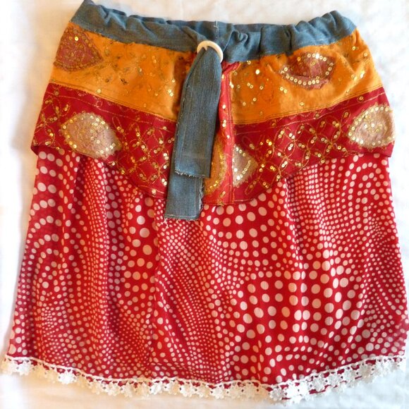 Beautiful handmade skirt, with denim, silk & cotton fabrics, sequins, embroidery - Picture 10 of 13